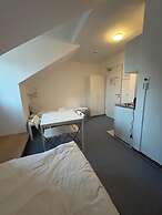 2-Rent Group Hostel Apartments SEN14