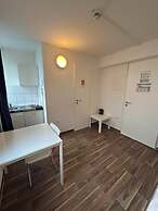 2-Rent Group Hostel Apartments SEN14