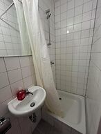 2-Rent Group Hostel Apartments SEN14