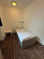 2-Rent Group Hostel Apartments SEN14