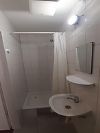 2-Rent Group Hostel Apartments SEN14