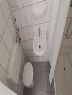 2-Rent Group Hostel Apartments SEN14