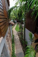 Isann Suites