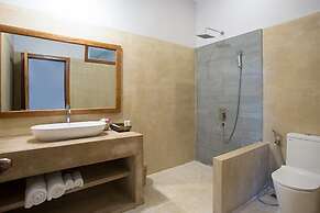 Isann Suites