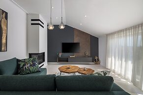 Desamani 975 Apartments