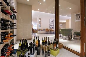 Lift Hotel