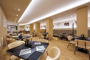 Lift Hotel