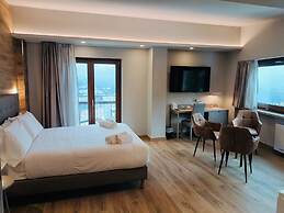 Lift Hotel