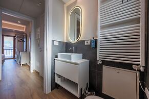 Lift Hotel