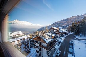 Lift Hotel