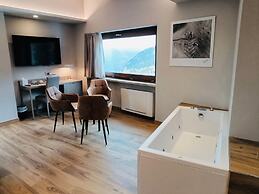 Lift Hotel