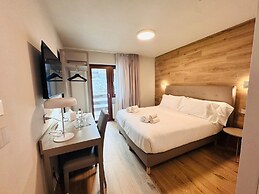 Lift Hotel