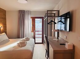 Lift Hotel