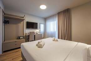 Lift Hotel