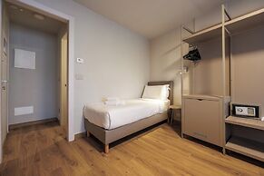 Lift Hotel