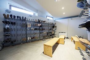 Lift Hotel