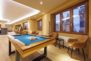 Lift Hotel