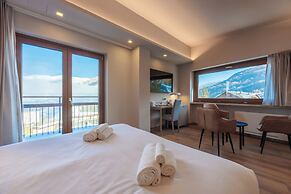 Lift Hotel