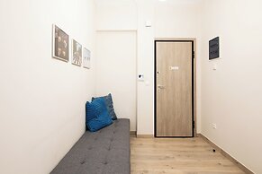 The Beatles 2-BR Apartment in Athens