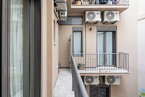 The Beatles 2-BR Apartment in Athens