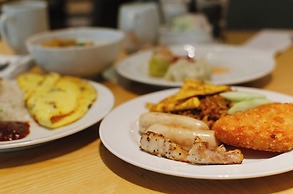 Aviary Hanoi Hotel & Travel