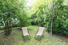 Cozy Flat With A Garden
