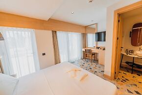 Casa Colore Boutique House