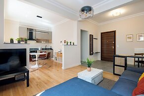 Spark 2-Bedroom Apartment in Athens