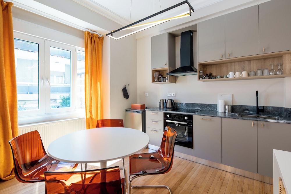 Spark 2-Bedroom Apartment in Athens