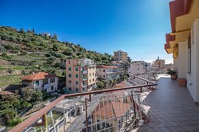 Penthouse Seaview by Wonderful Italy