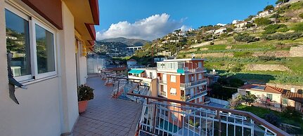 Penthouse Seaview by Wonderful Italy