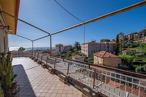 Penthouse Seaview by Wonderful Italy