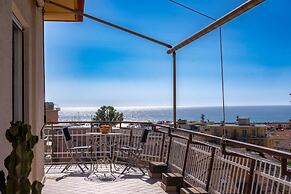 Penthouse Seaview by Wonderful Italy