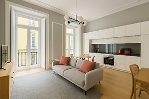 2bed flat with Balcony in Central Lisbon
