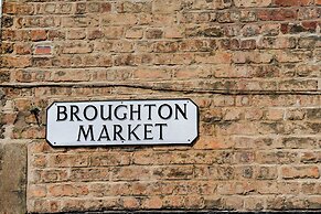 Broughton Market Aparthotel
