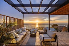 Azure Horizon Gas Heated Pool With Stunning View