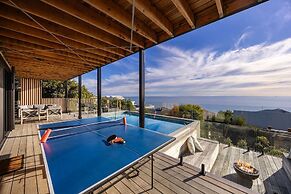 Azure Horizon Gas Heated Pool With Stunning View