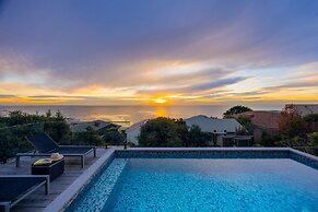 Azure Horizon Gas Heated Pool With Stunning View