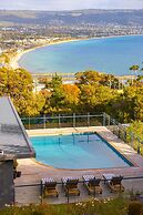 Martha s Peak Heated Pool Views