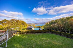 Martha s Peak Heated Pool Views