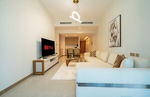 Contemporary 2BR Apt Fully Furnished