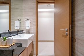 Contemporary 2BR Apt Fully Furnished