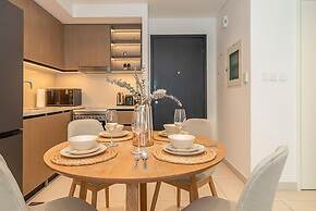 Chic 1BR Burj Crown Boulevard View