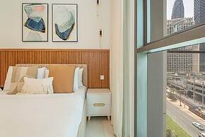 Chic 1BR Burj Crown Boulevard View