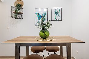 Zappa 2-BR Apt With Terrace in Athens