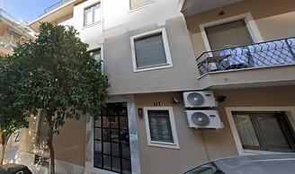 Zappa 2-BR Apt With Terrace in Athens