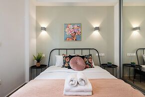 Zappa 2-BR Apt With Terrace in Athens