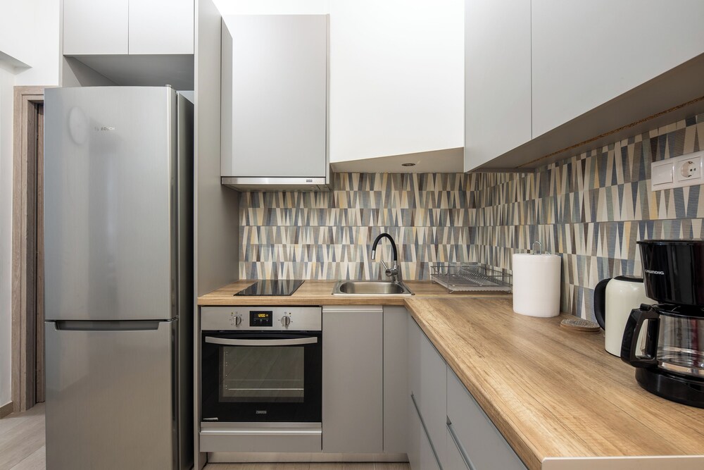 Zappa 2-BR Apt With Terrace in Athens