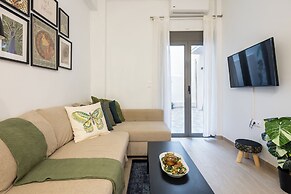 Zappa 2-BR Apt With Terrace in Athens