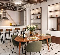 1597 Amelot
